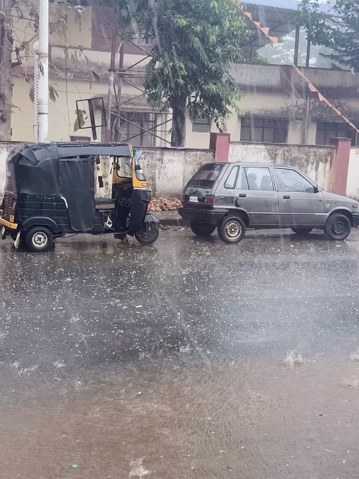 ಮುಂಡಗೋಡ: ಆಲಿಕಲ್ಲು ಸಹಿತ ಬಿರುಗಾಳಿ, ಮಳೆ