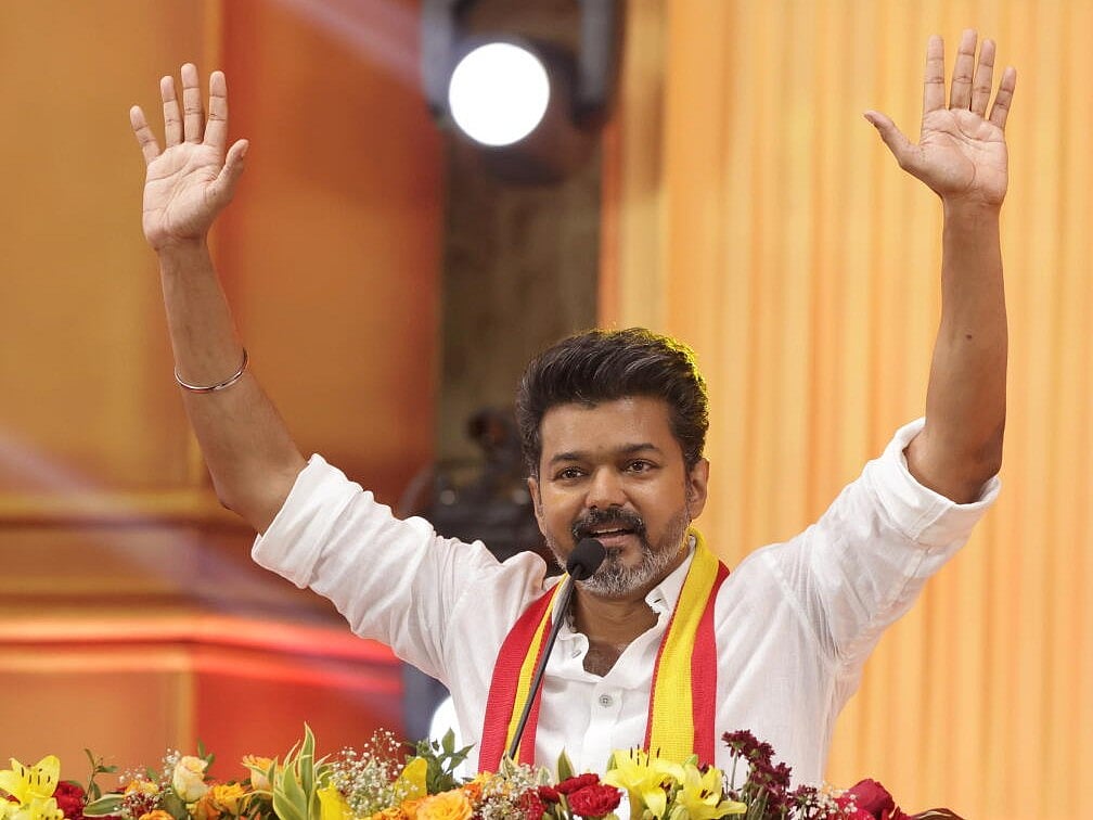 ವಿಜಯ್‌ಗೆ ಡಿಸಿಎಂ ಸ್ಥಾನ, ಟಿವಿಕೆಗೆ 80 ಸ್ಥಾನದ ಆಫರ್ ನೀಡಿದ ಬಿಜೆಪಿ!