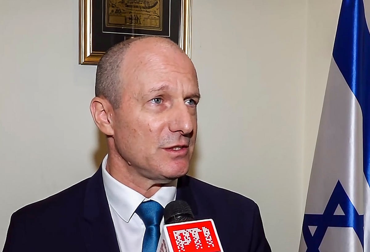 ಇರಾನ್‌ ನಿಲುವು ಬದಲಿಸಿದರೆ ಯುದ್ಧ ನಿಲ್ಲಿಸುತ್ತೇವೆ: ರೂವೆಲ್