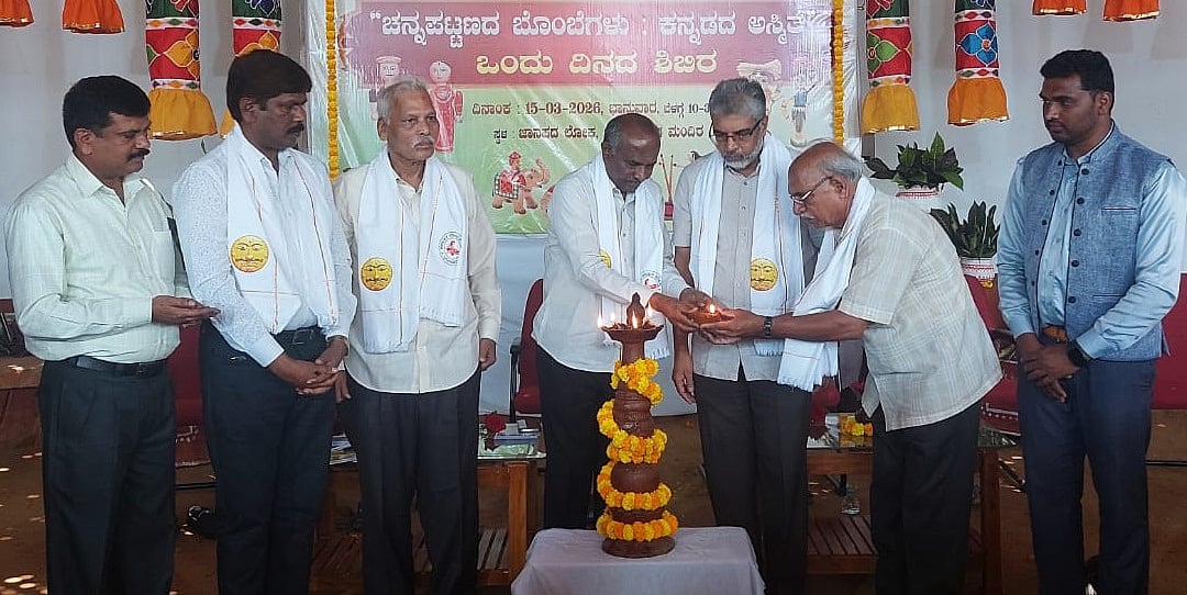 ಚನ್ನಪಟ್ಟಣ: ಗೊಂಬೆ ಅರಿವು ಕೇಂದ್ರ ಸ್ಥಾಪನೆ; ಮಾರುಕಟ್ಟೆ ವಿಸ್ತರಣೆಗೆ ಒತ್ತು
