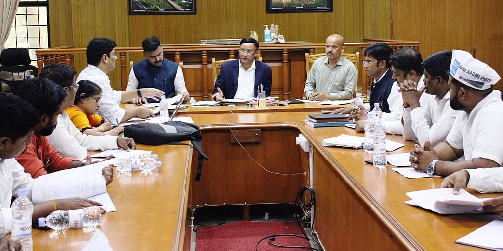 Bagalkot Bypoll: ಬಾಗಲಕೋಟೆ ಉಪಚುನಾವಣೆ: ವಿವಿಧ ರಾಜಕೀಯ ಪಕ್ಷದ ಪ್ರತಿನಿಧಿಗಳೊಂದಿಗೆ  ಸಭೆ