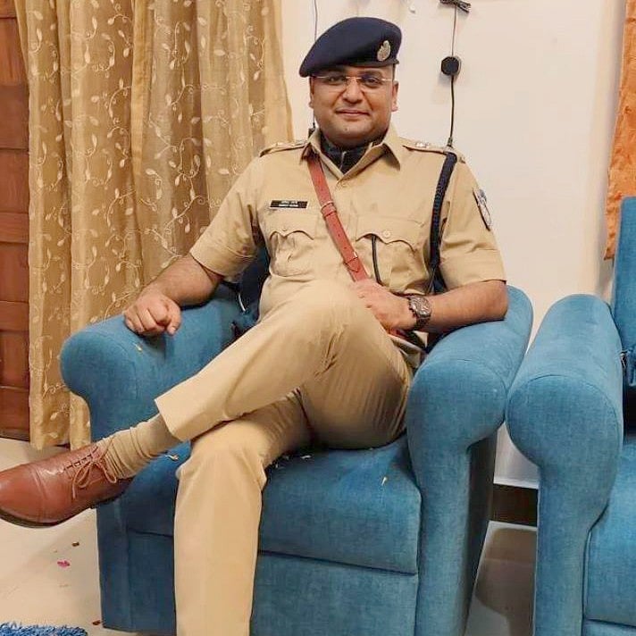ಮಧ್ಯಪ್ರದೇಶ: ₹20 ಲಕ್ಷಕ್ಕಾಗಿ ಪೊಲೀಸ್ ಇಲಾಖೆಗೆ ಕಪ್ಪು ಚುಕ್ಕೆಯಾದ IPS ಅಧಿಕಾರಿ!