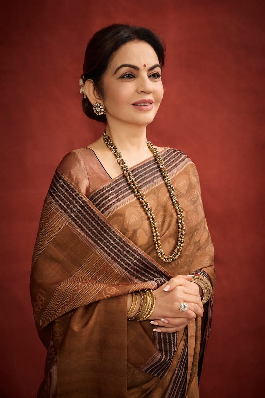 ರಾಮನವಮಿ ವಿಶೇಷ ಸೀರೆಯಲ್ಲಿ ನೀತಾ ಅಂಬಾನಿ