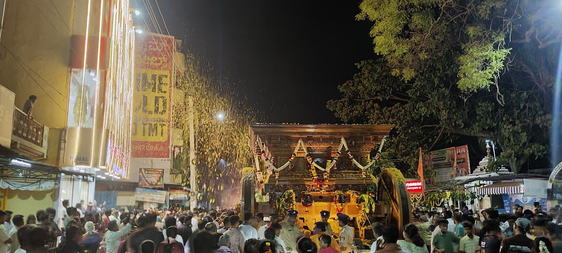 ಅವಿಮುಕ್ತೇಶ್ವರ ರಥಕ್ಕೆ ಅದ್ದೂರಿ ಸ್ವಾಗತ