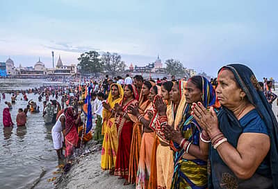 ಮರ್ಯಾದಾ ಪುರುಷೋತ್ತಮನಿಗೆ ಮಹಿಳೆಯರ ನಮನ..
