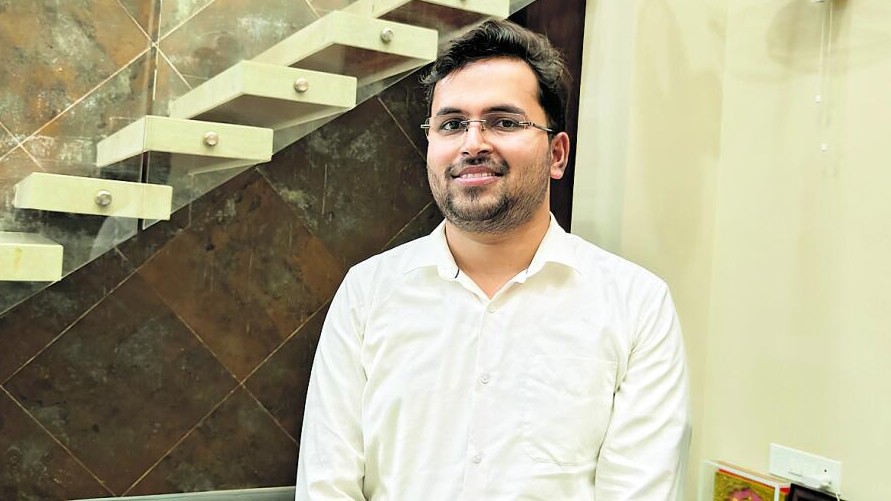 ಏನನ್ನು ಓದಬೇಕು ತಿಳಿದುಕೊಳ್ಳಿ: ಯಶಸ್ಸಿನ ಗುಟ್ಟು ಹಂಚಿಕೊಂಡ UPSC ಟಾಪರ್ ಕಿರಣ