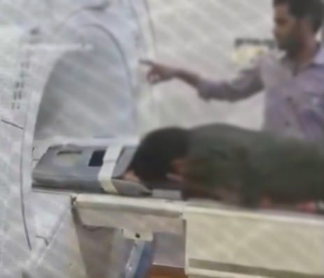 ಹೆದರಿದ ಮಗನೊಂದಿಗೆ MRIಯಂತ್ರದೊಳಗೆ ಹೋದ ತಂದೆ: ಭಾವುಕ ಕ್ಷಣಕ್ಕೆ ನೆಟ್ಟಿಗರು ಫಿದಾ