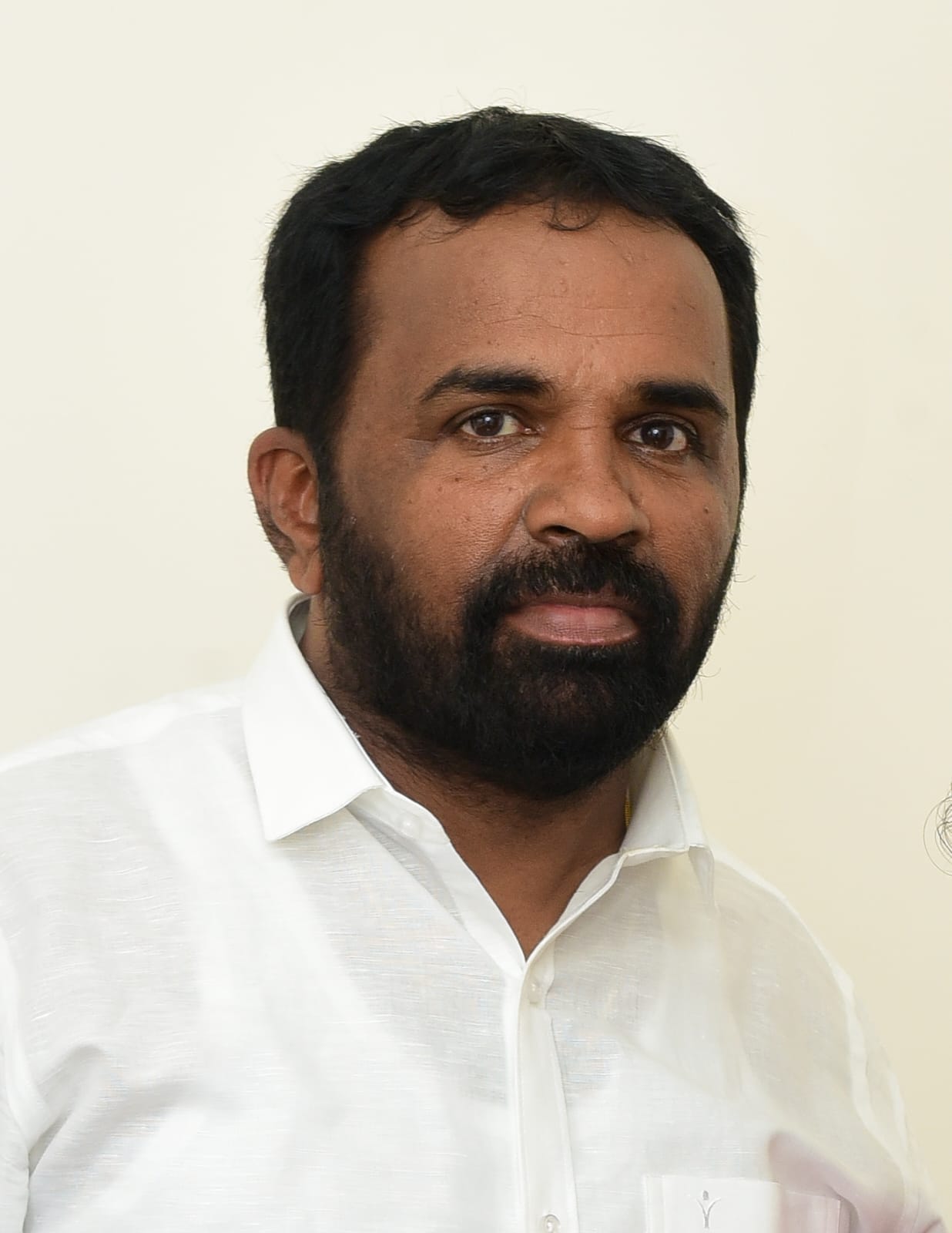 ಾಜೇಶ್ ರೈ ಚಟ್ಲ