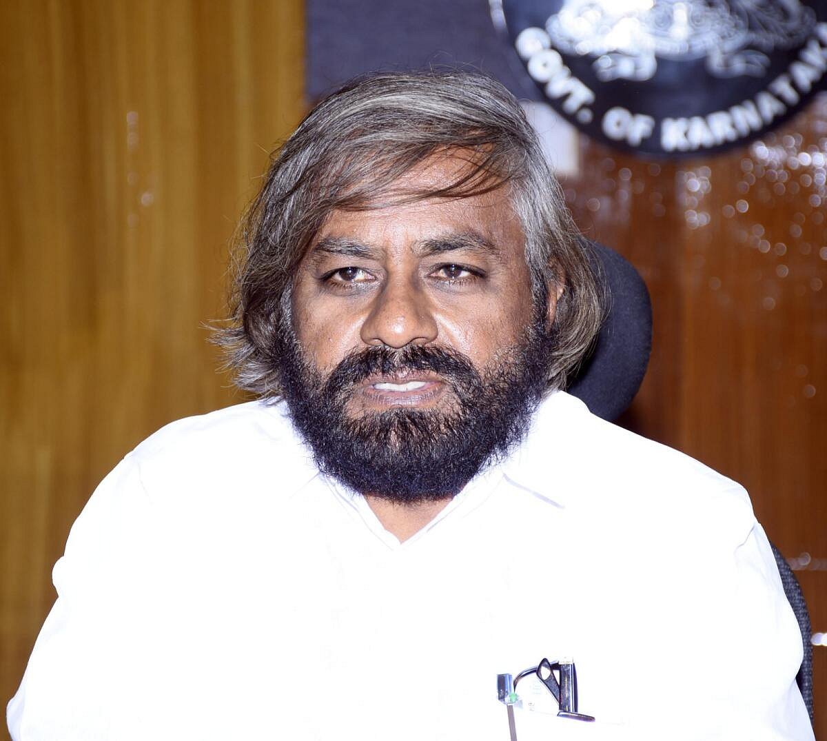 ಚಾರಣಿಗರ ಮೊಬೈಲ್‌ಗೆ ಟ್ರ್ಯಾಕಿಂಗ್ ಆ್ಯಪ್ ಅಳವಡಿಕೆ ಕಡ್ಡಾಯ: ಈಶ್ವರ ಖಂಡ್ರೆ