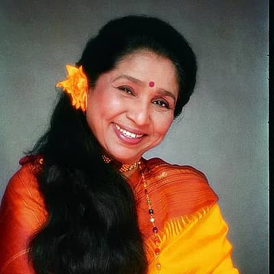 ಪ್ರಸಿದ್ಧ ಗಾಯಕಿ ಆಶಾ ಭೋಸ್ಲೆ ರಷ್ಯನ್, ಮಲಯ, ಇಂಗ್ಲಿಷ್, ಜೆಕ್ ಮತ್ತು ನೇಪಾಳಿ ಸೇರಿದಂತೆ 20ಕ್ಕೂ ಹೆಚ್ಚು ಭಾಷೆಗಳಲ್ಲಿ ಹಾಡುಗಳಿಗೆ ಧ್ವನಿ ನೀಡಿದ್ದಾರೆ.