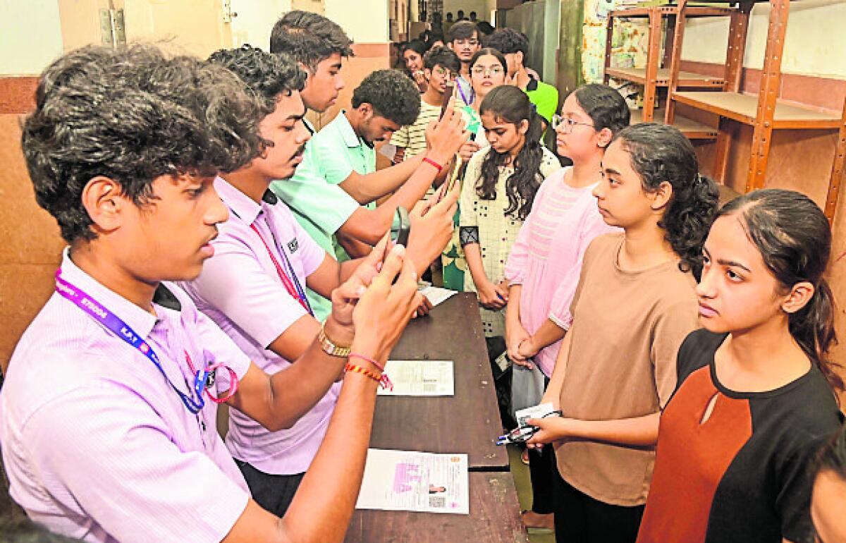 ಸಿಇಟಿ ಸುಗಮ: 1,856 ಮಂದಿ ಗೈರು
