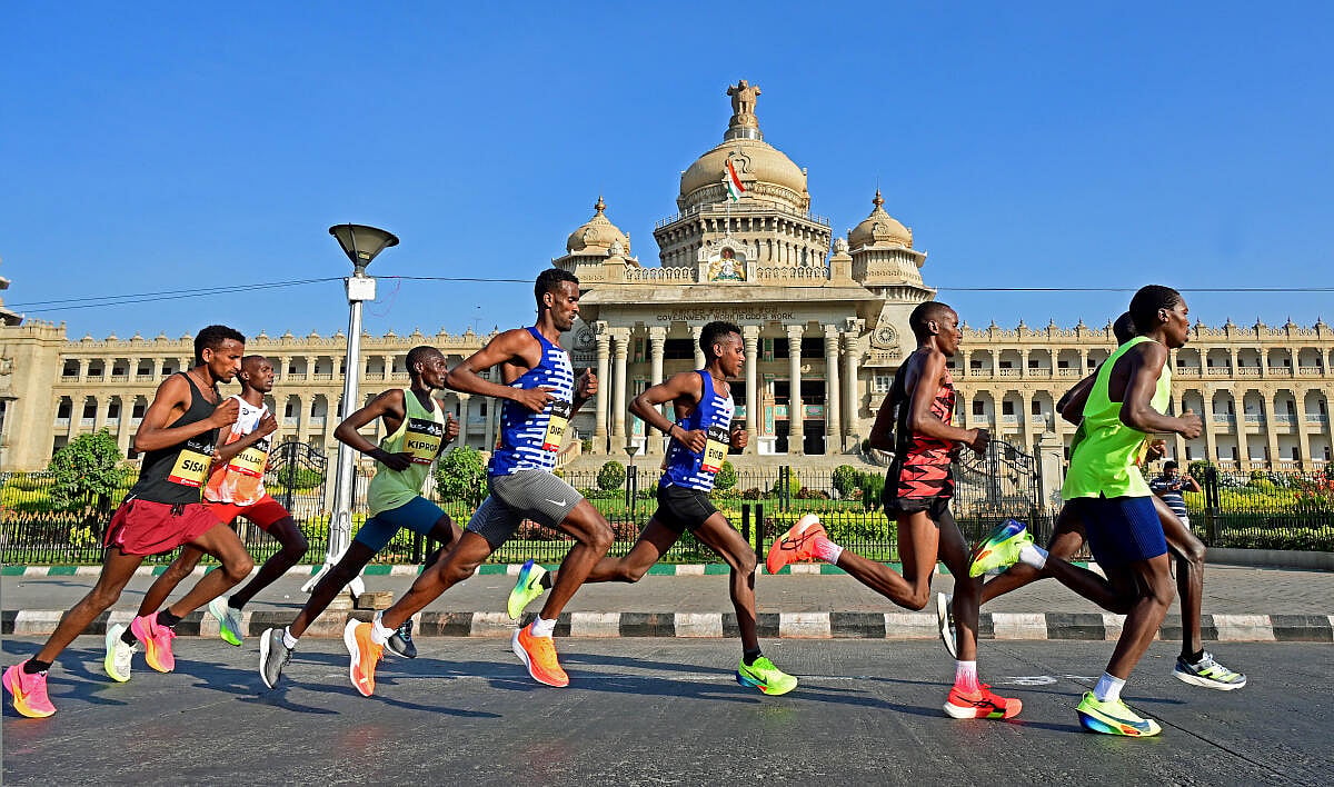 'ಮ್ಯಾರಥಾನ್' ಎನ್ನುವ ದೂರದ ಓಟದ ಸವಾಲು ಎದುರಿಸುವ ಮುನ್ನ ಇದನ್ನೊಮ್ಮೆ ಓದಿ.. 