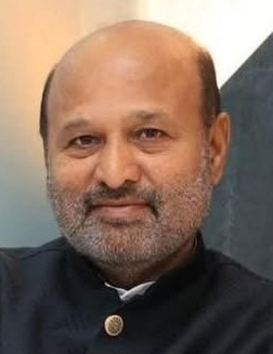 ಮೇ 15ಕ್ಕೆ ಡಿಕೆಶಿ ಸಿಎಂ ಆಗೋದು ಫಿಕ್ಸ್–ಇಕ್ಬಾಲ್ ಹುಸೇನ್