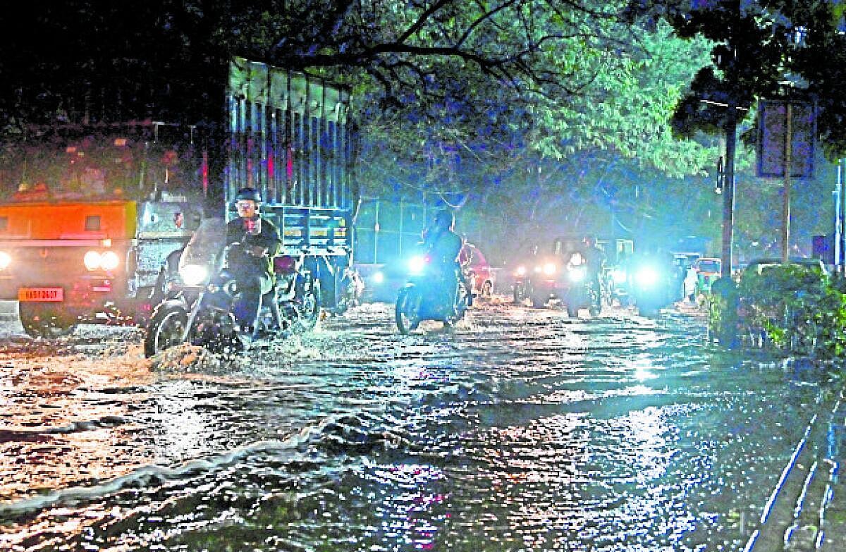 ಬೆಂಗಳೂರು: ನಗರದ ಹಲವೆಡೆ ಉತ್ತಮ ಮಳೆ