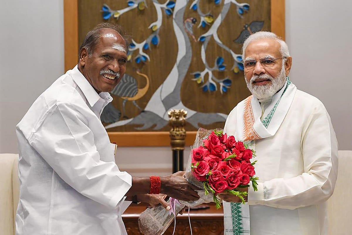 2 ಕ್ಷೇತ್ರಗಳಲ್ಲೂ ಗೆಲುವು: 5ನೇ ಬಾರಿ ಪುದುಚೆರಿ ಸಿಎಂ ಆಗಲಿರುವ ರಂಗಸ್ವಾಮಿ