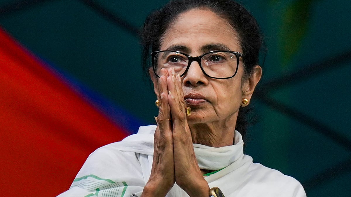 ರಾಜೀನಾಮೆ ಕೊಡದೆ ಮಮತಾ ಹಠ: ಪಶ್ಚಿಮ ಬಂಗಾಳ ವಿಧಾನಸಭೆ ವಿಸರ್ಜಿಸಿದ ರಾಜ್ಯಪಾಲರು