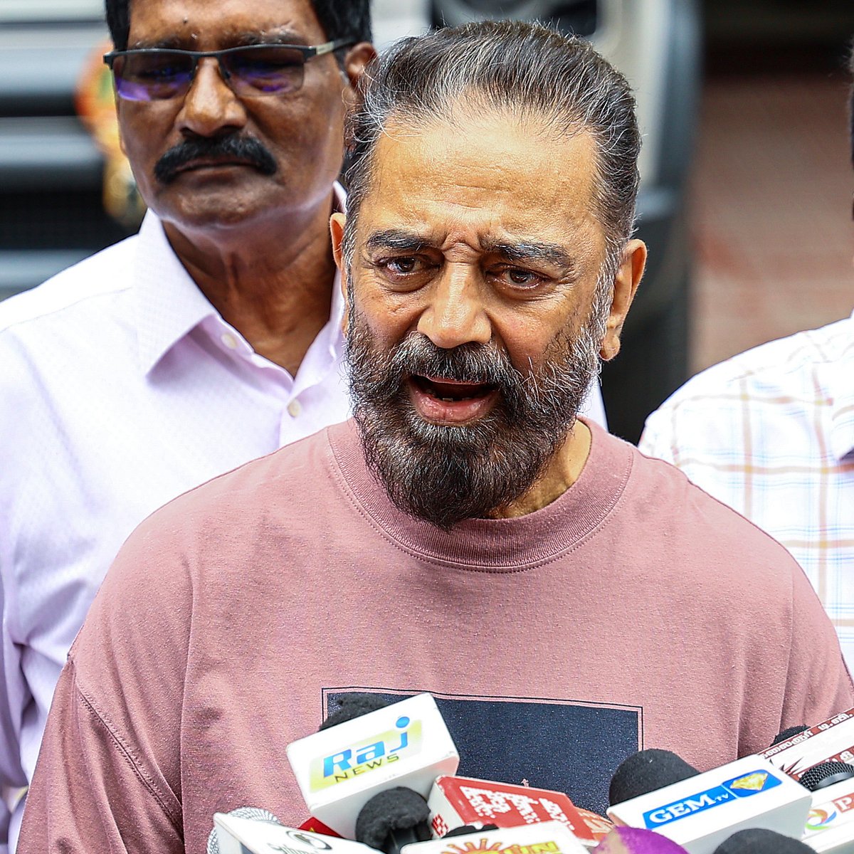 SR ಬೊಮ್ಮಾಯಿ ಕೇಸ್ ನೆನಪಿಸಿ ತಮಿಳುನಾಡು ರಾಜ್ಯಪಾಲರ ವಿರುದ್ಧ ಕಮಲ್ ಹಾಸನ್ ಕಿಡಿ