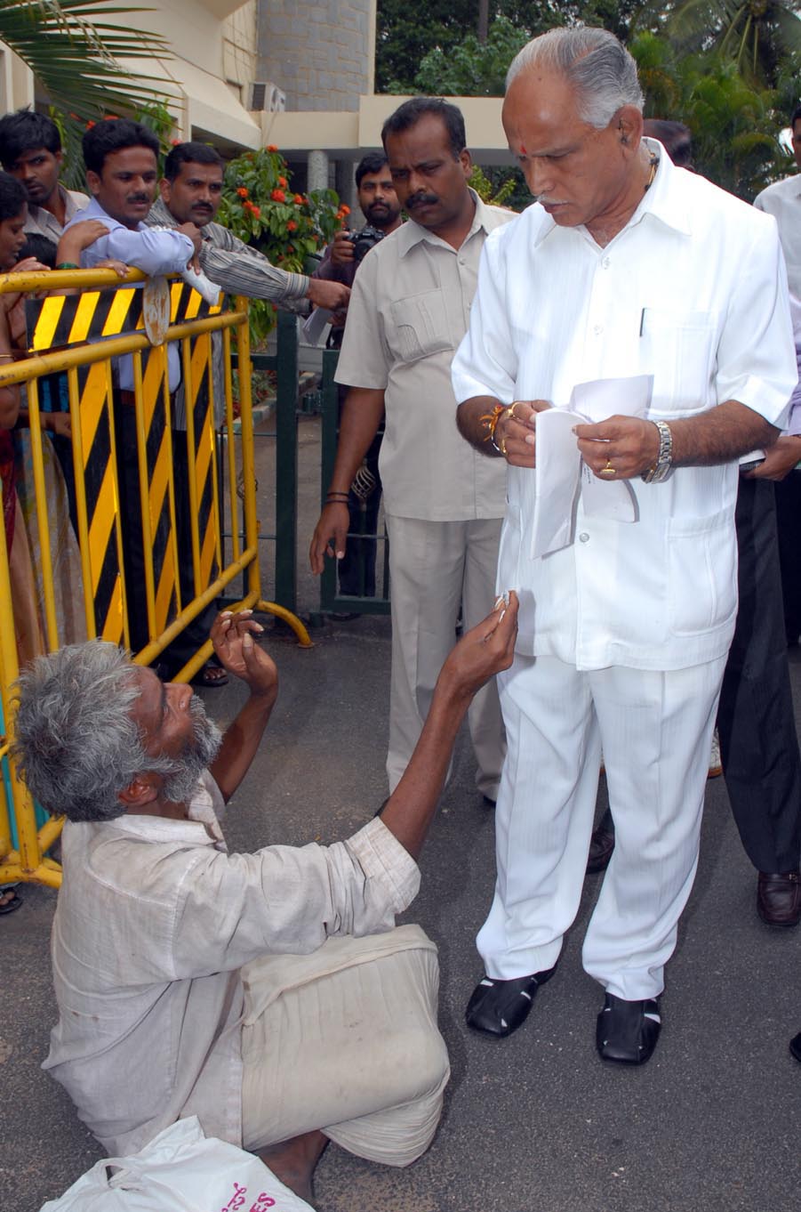 ಜನತಾದರ್ಶನದಲ್ಲಿ ಅಹವಾಲು ಆಲಿಕೆ