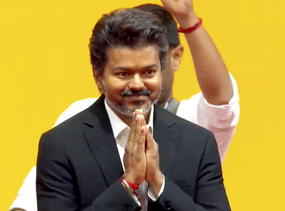 ಸಿ.ಎಂ ಗಾದಿಯೆಡೆಗಿನ ವಿಜಯ್ ರೋಚಕ ಪಯಣ