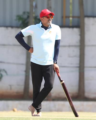ಕೆ.ಎಮ್ ಚೈತನ್ಯ ನಿರ್ದೇಶನದ ‘ಆ ದಿನಗಳು' ಚಿತ್ರಕ್ಕೆ ನಾಯಕ ಚೇತನ್ ಪಾತ್ರಕ್ಕೆ ಧ್ವನಿ ನೀಡಿದ್ದರು.