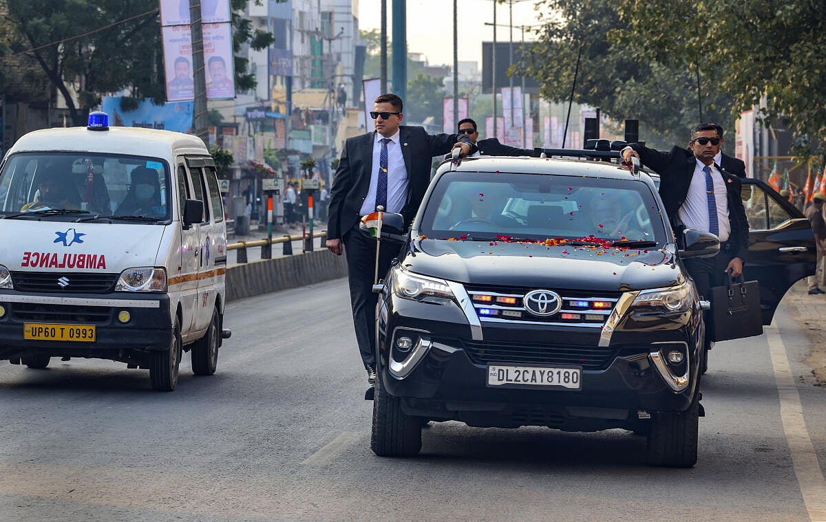 ಬೆಂಗಾವಲು ಪಡೆ ವಾಹನಗಳ ಸಂಖ್ಯೆ ಇಳಿಕೆ ಮಾಡಿದ ಪ್ರಧಾನಿ ಮೋದಿ