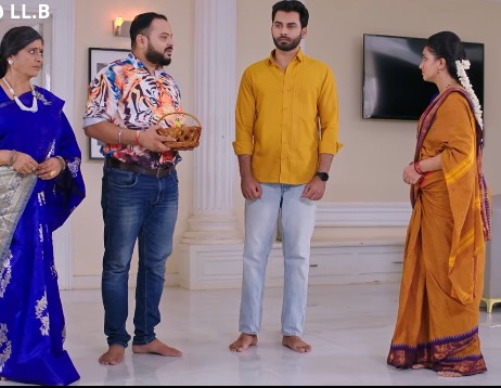 ಗಾಯತ್ರಿ ದೇವಿ ಮೋಸದಾಟಕ್ಕೆ ಪತಿ ಅರ್ಜುನ್‌ನಿಂದ ದೂರ ಆಗ್ತಾಳಾ ಭಾರ್ಗವಿ