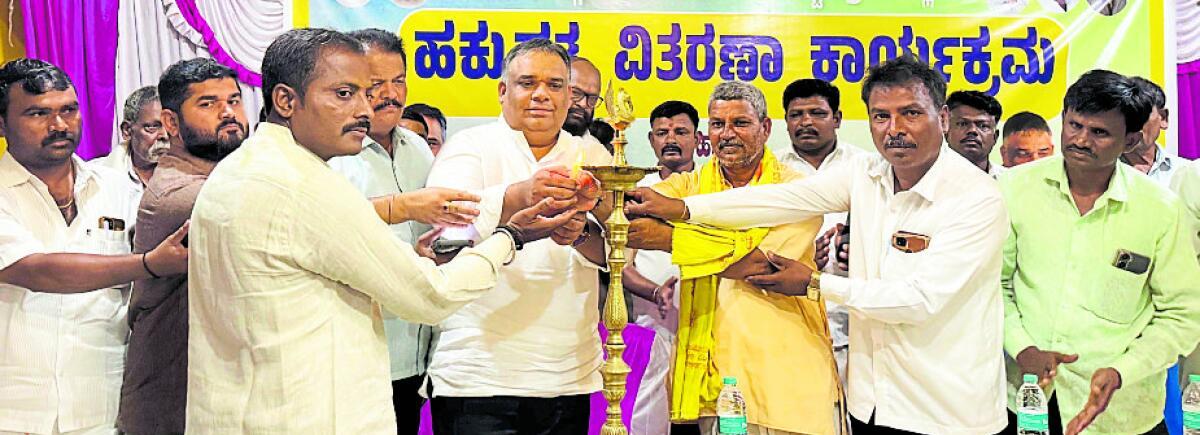 ಗ್ರಾಮೀಣ ಅಭಿವೃದ್ಧಿಗೆ ಸೇವಾಭಾವ ಅಗತ್ಯ: ಶಾಸಕ ಯಾಸೀರ್ ಅಹ್ಮದಖಾನ್