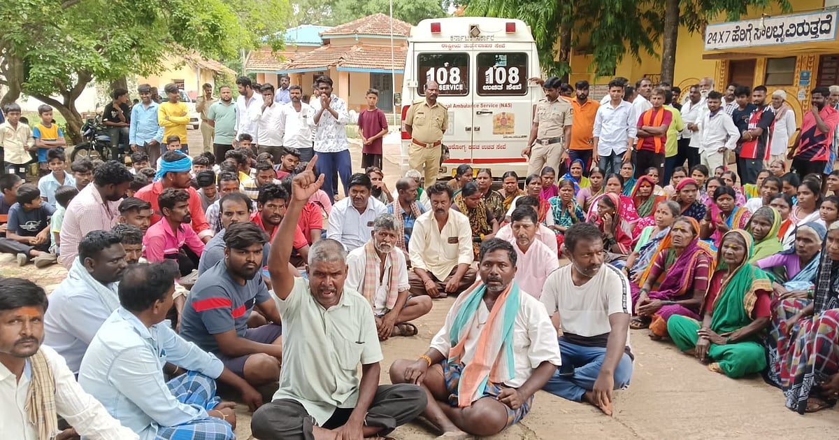 Villagers protest on road in Gudageri demanding justice for boy's death