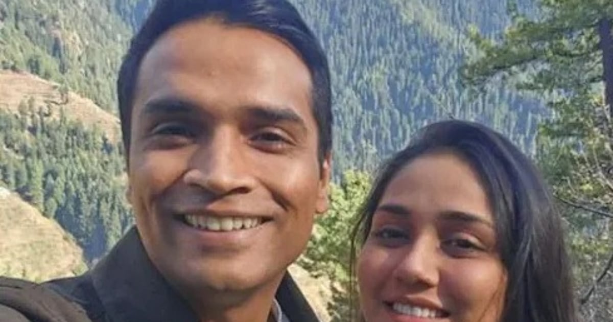 Twisha's family members demanding justice in Bhopal dowry death case