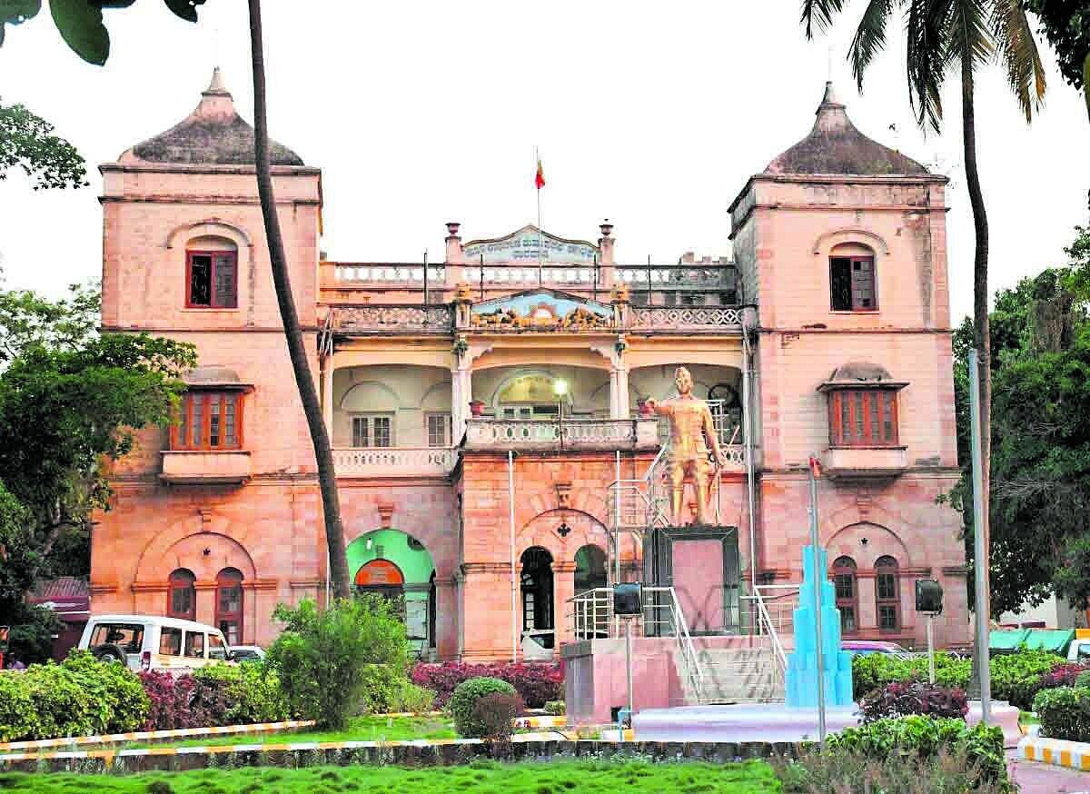 ಆಳ–ಅಗಲ: ಹುಬ್ಬಳ್ಳಿ–ಧಾರವಾಡ ಮಹಾನಗರ ಪಾಲಿಕೆ ವಿಭಜನೆ ಕೂಗು ತೀವ್ರ
