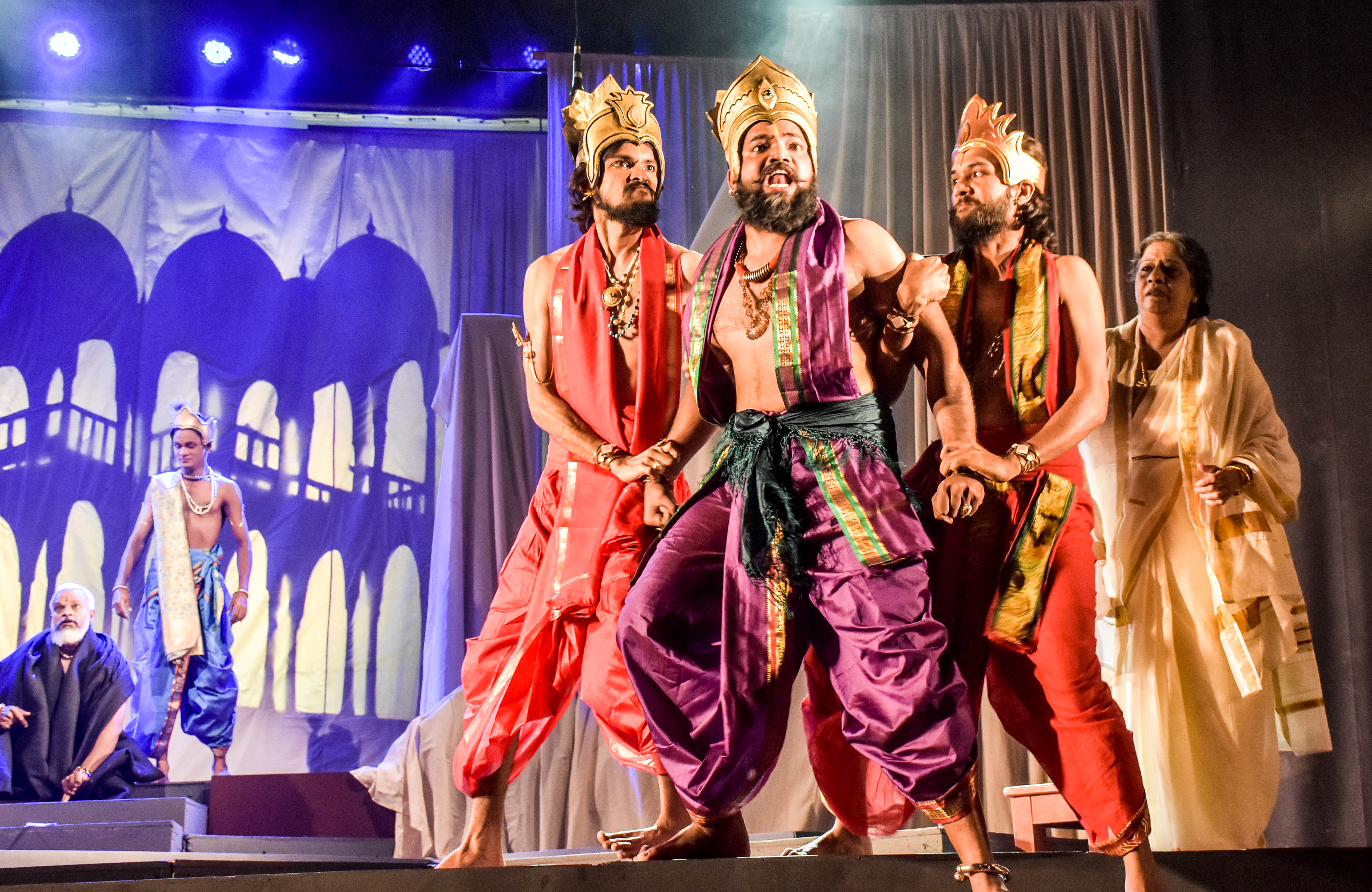 ‘ಪರ್ವ’ ನಾಟಕದ ದೃಶ್ಯ 