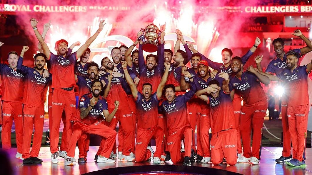 ಫೈನಲ್‌ನಲ್ಲೂ ‘ವಿರಾಟ ದರ್ಶನ’; ಸತತ ಎರಡನೇ IPL ಟ್ರೋಫಿ ಗೆದ್ದು ದಾಖಲೆ ಬರೆದ RCB