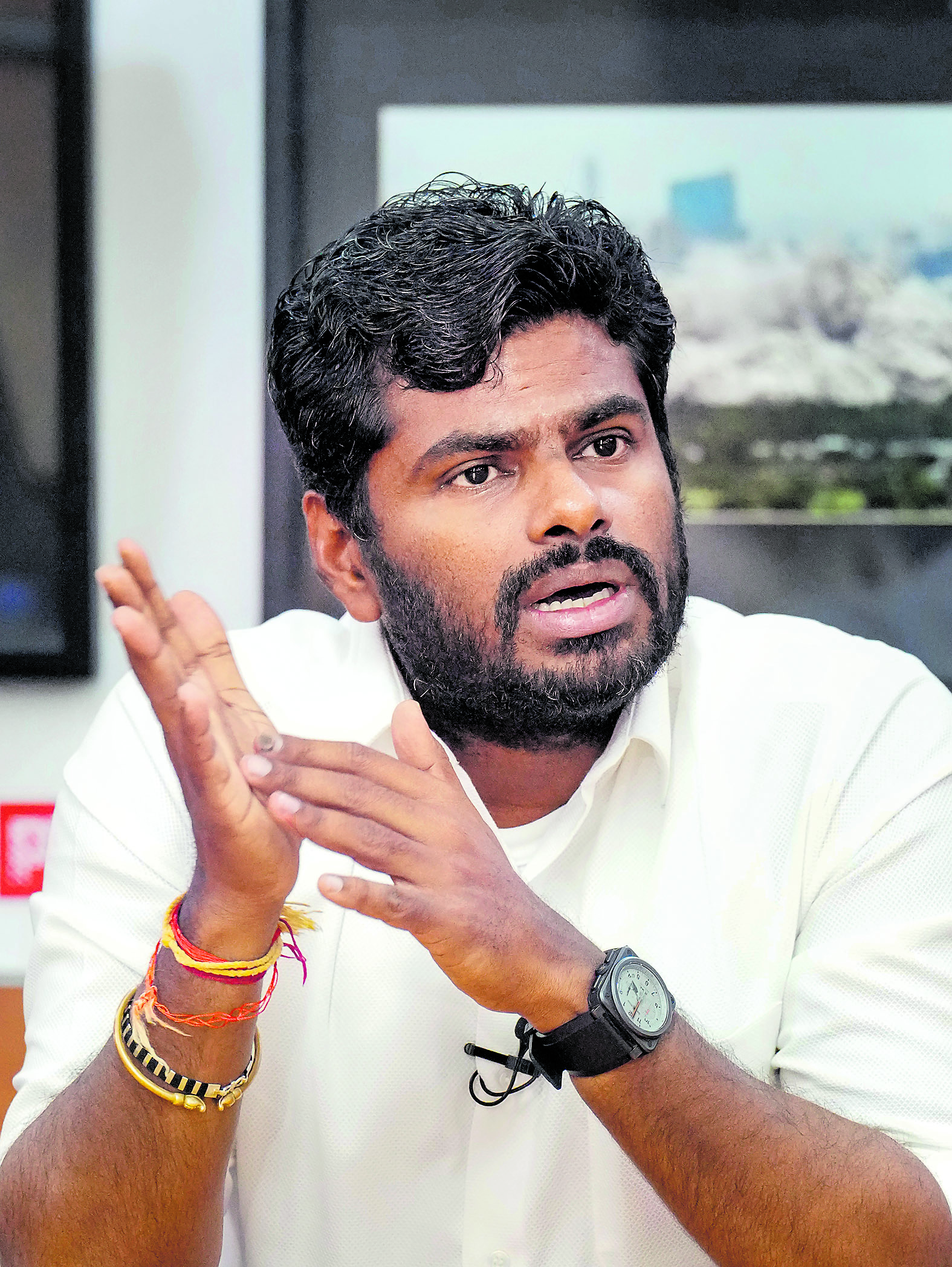 ಸಸಿಕಾಂತ್‌ ಸೆಂಥಿಲ್‌. ಅಣ್ಣಾಮಲೈ, ಜೋಗಿ