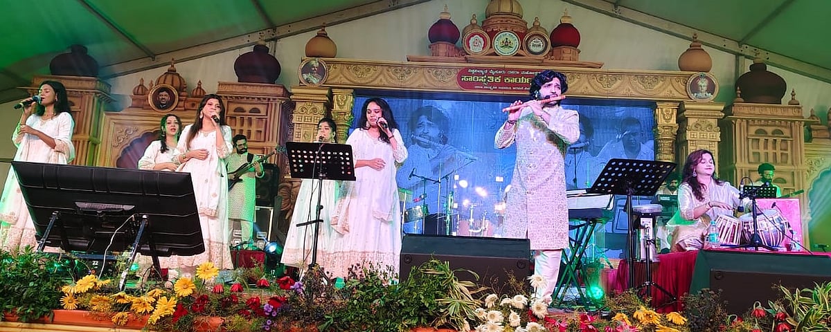 ಮೈಸೂರು ದಸರಾ: ವಾರಾಂತ್ಯಕ್ಕೆ ಸಾಂಸ್ಕೃತಿಕ ಕಾರ್ಯಕ್ರಮ ರಂಗು