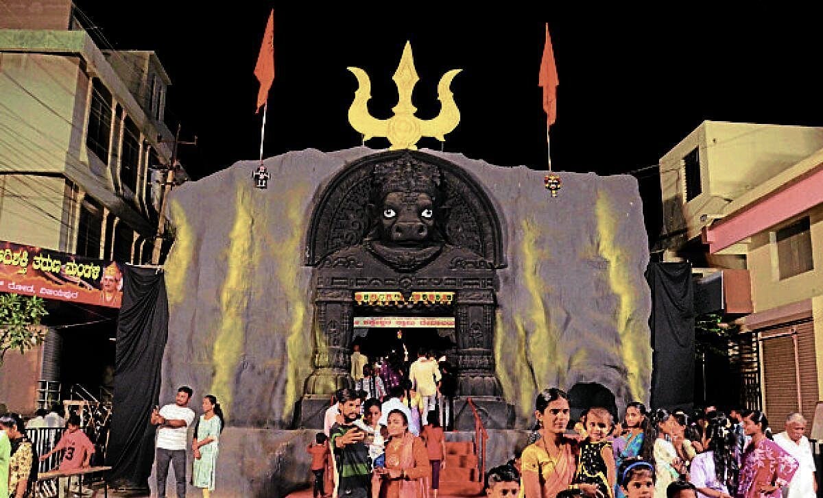 ವಿಜಯಪುರದಲ್ಲಿ ಪ್ರಸಿದ್ಧ ದೇಗುಲಗಳ ಪ್ರತಿರೂಪ