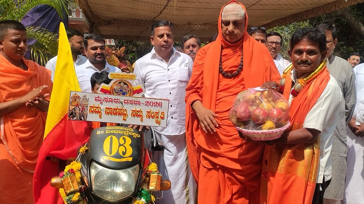 ಹ್ಯಾಂಡಲ್‌ ಇಲ್ಲದ ಬೈಕ್‌ನಲ್ಲಿ ಗವಿಮಠದಿಂದ ಮೈಸೂರಿಗೆ ಬಂದ ಈರಣ್ಣ