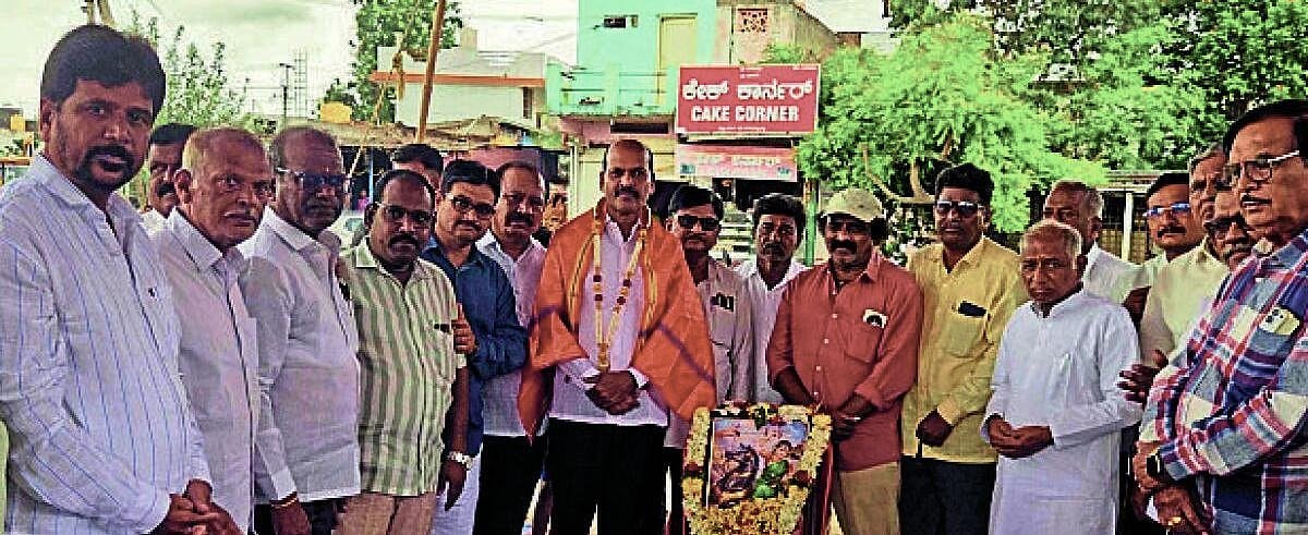 ಬ್ರಿಟೀಷರ ವಿರುದ್ಧ ಹೋರಾಡಿದ ರಾಣಿ ಚನ್ನಮ್ಮ– ಶಾಸಕ ಕೆ. ನೇಮರಾಜನಾಯ್ಕ