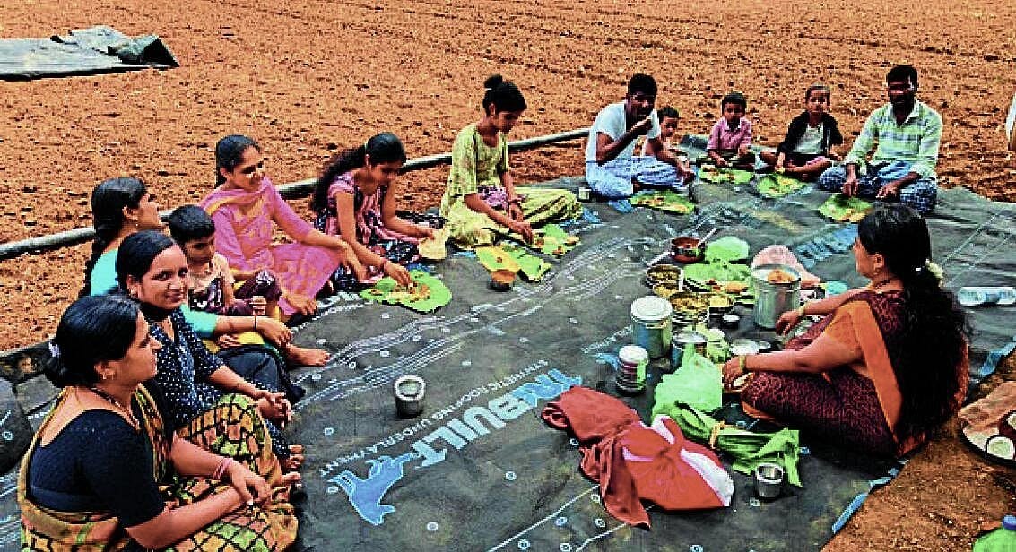 ಹಾವೇರಿ ಜಿಲ್ಲೆಯಲ್ಲಿ ಶೀಗಿ ಹುಣ್ಣಿಮೆ ಆಚರಣೆ, ಭೂ ತಾಯಿಗೆ ಪೂಜೆ
