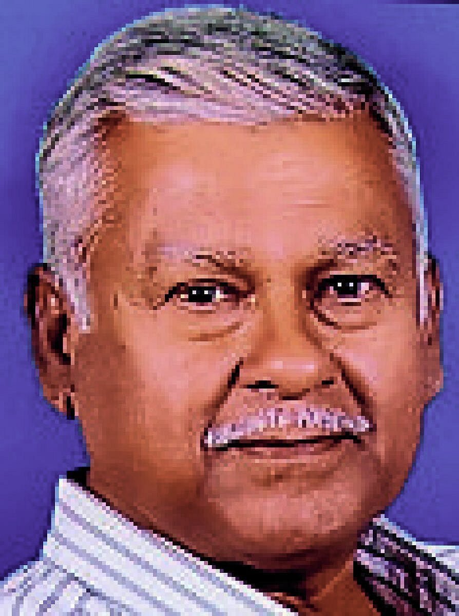 ಚಳ್ಳಕೆರೆ: ಬಿ.ತಿಪ್ಪಣ್ಣ ಮರಿಕುಂಟೆಗೆ ಪ್ರತಿಷ್ಠಿತ ಮಹರ್ಷಿ ವಾಲ್ಮೀಕಿ ಪ್ರಶಸ್ತಿ