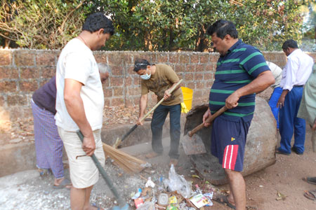ಆದರ್ಶವೀ ಸ್ವಚ್ಛತಾ  ಪಾಠ