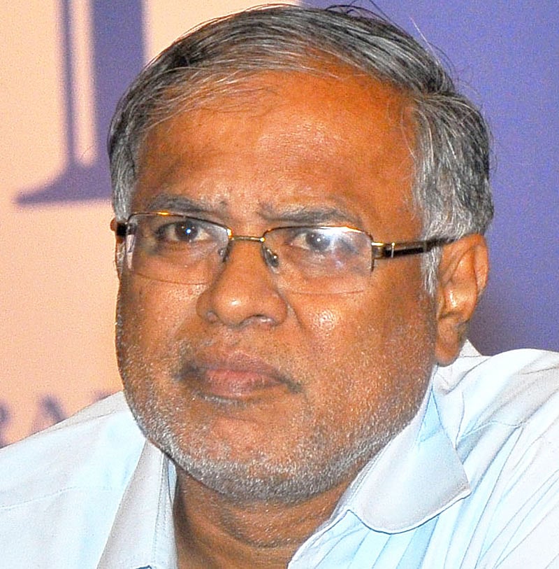 ರಾಜಕೀಯ ನಾಯಕರಿಗೆ ಕನ್ನಡ ಅಭಿವೃದ್ಧಿ ಪ್ರಾಧಿಕಾರ ಶಿಬಿರ ಆಯೋಜಿಸಲಿ:ಸುರೇಶ್ ಕುಮಾರ್