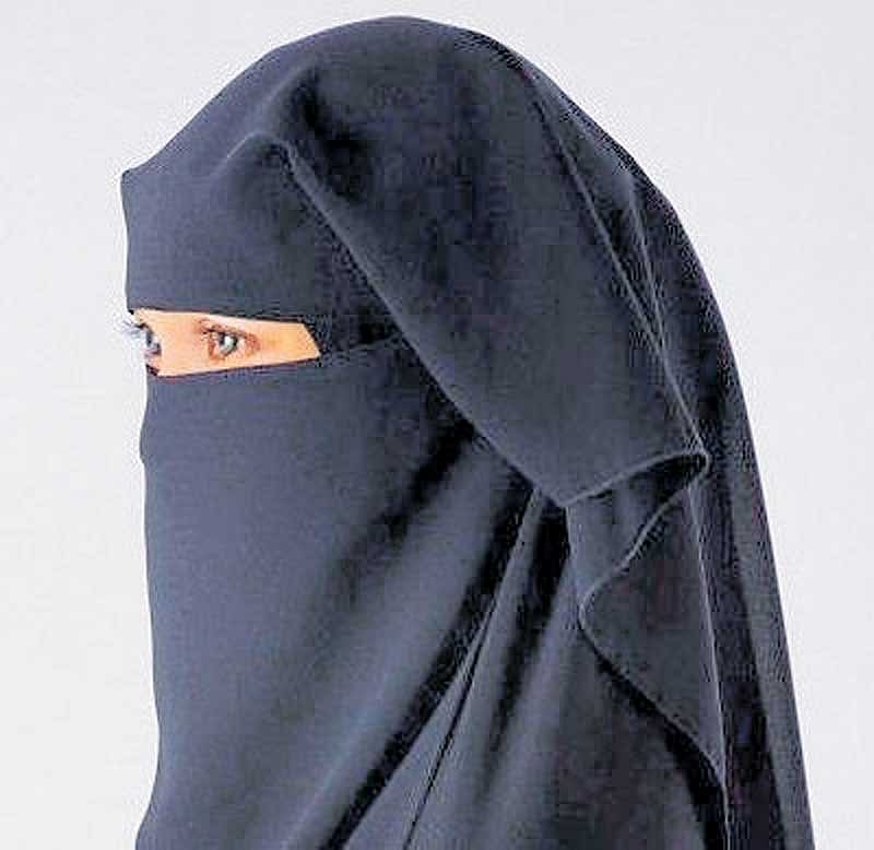 ಬುರ್ಖಾ, ಮುಖಗವಸು ಹಾಕಿದವರು ವಾರಾಣಸಿಯಲ್ಲಿನ್ನು ಆಭರಣ ಖರೀದಿಸಲಾಗದು!  