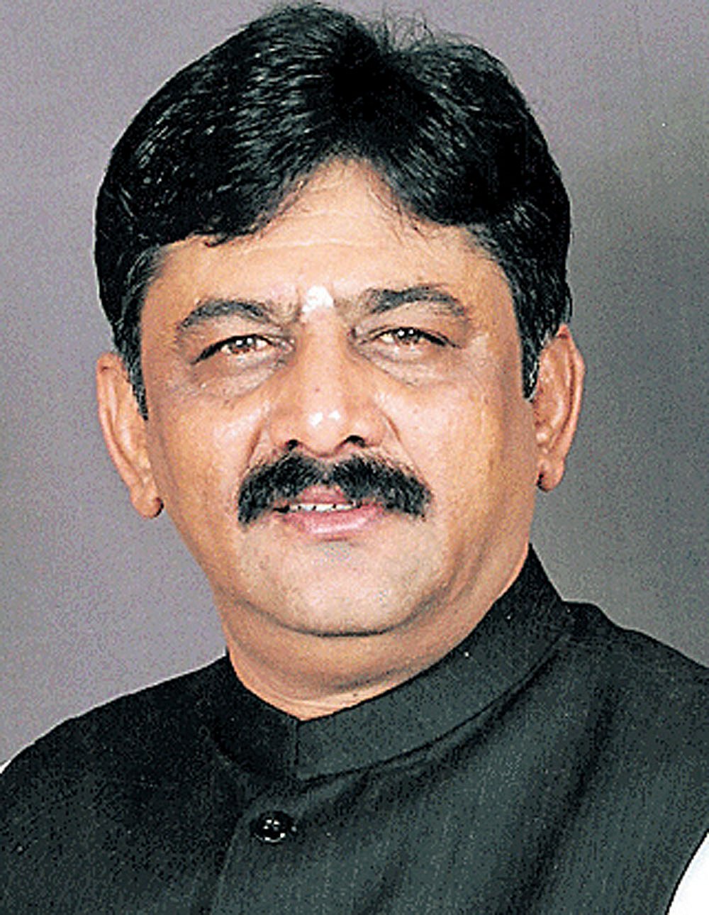 ಆಲಮಟ್ಟಿ ಅಣೆಕಟ್ಟು: ಕೇಂದ್ರ ಸರ್ಕಾರ ಮಧ್ಯಪ್ರವೇಶಿಸಲಿ– ಡಿಕೆಶಿ