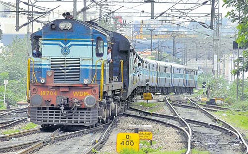 Union Budget 2026 | ರಾಜ್ಯದ ರೈಲ್ವೆ ಯೋಜನೆಗಳಿಗೆ ₹7,748 ಕೋಟಿ