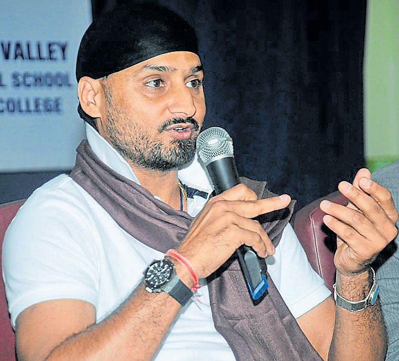 ವೈದ್ಯ ವಿದ್ಯಾರ್ಥಿನಿ ಕೊಲೆ ಪ್ರಕರಣ: ತ್ವರಿತ ನ್ಯಾಯ ಒದಗಿಸುವಂತೆ ಹರಭಜನ್ ಒತ್ತಾಯ