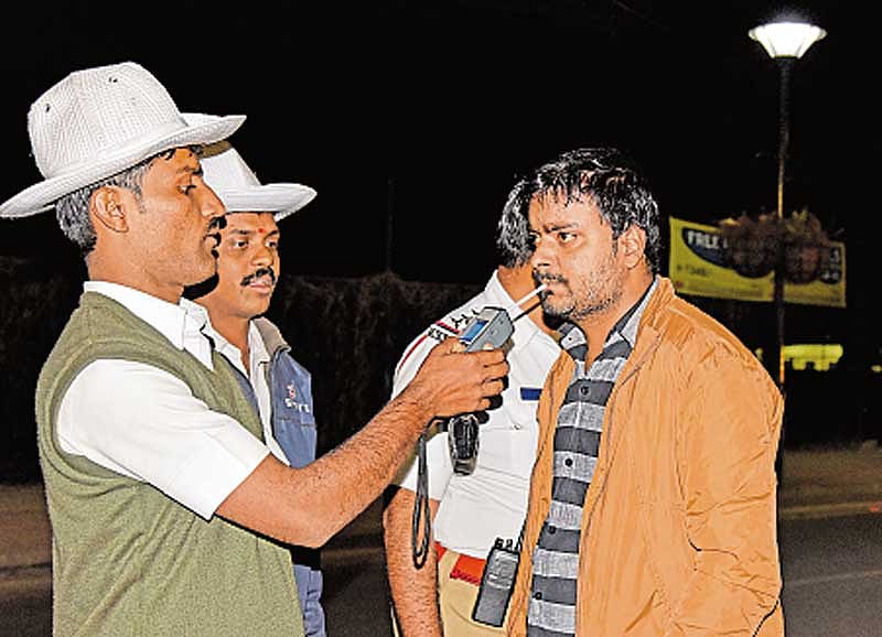 ಅತಿ ವೇಗದ ವಾಹನ ಚಲಾವಣೆ: ₹2.30 ಲಕ್ಷ ದಂಡ ಸಂಗ್ರಹಿಸಿದ ಬೆಂಗಳೂರು ಪೊಲೀಸರು