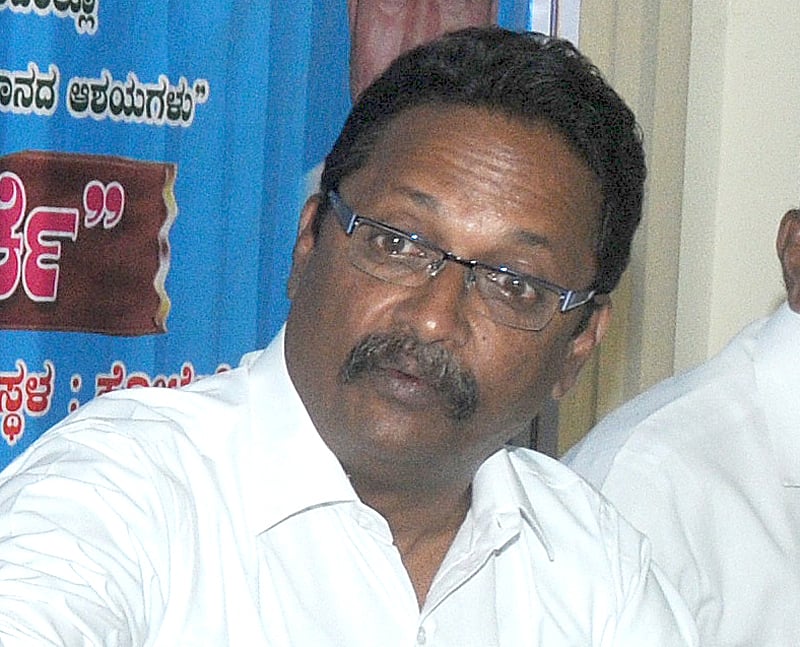 ಸಿದ್ದರಾಮಯ್ಯ ಪತ್ನಿಗೆ ನೀಡಿರುವ MUDA ನಿವೇಶನ ವಾಪಸ್ ಪಡೆಯಲು TJ ಅಬ್ರಹಾಂ ಮನವಿ