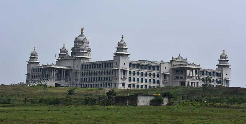 ಬೆಳಗಾವಿ | ವಿಧಾನಸಭೆ ಅಧ್ಯಕ್ಷರ ಪೀಠ ಸಿದ್ಧಪಡಿಸಲು ₹42.93 ಲಕ್ಷ ಖರ್ಚು