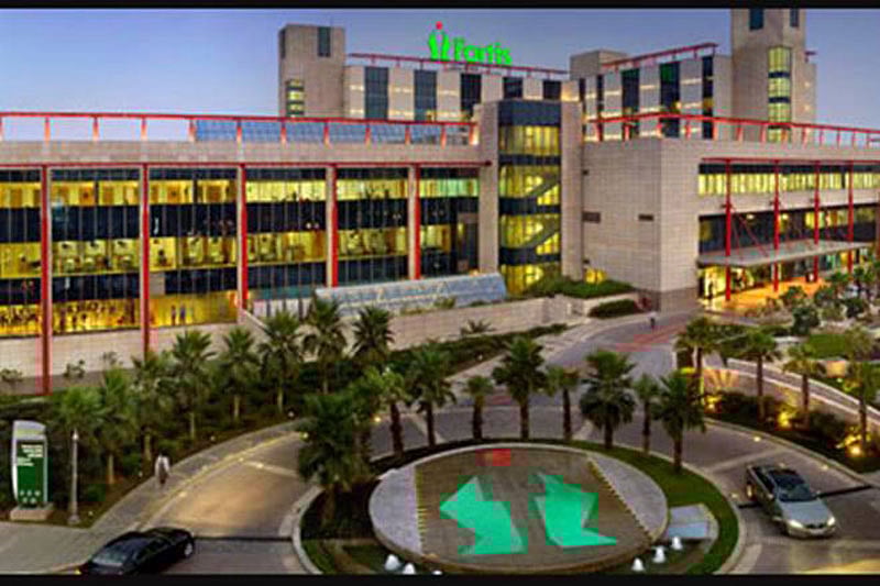 ಫೋರ್ಟಿಸ್ ಆಸ್ಪತ್ರೆಯಲ್ಲಿ ಏಕಕಾಲದಲ್ಲಿ ಎರಡು ಹೃದಯ ಕವಾಟಗಳ ಶಸ್ತ್ರಚಿಕಿತ್ಸೆ