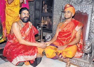 ಉಡುಪಿ ಕೃಷ್ಣಮಠ ಪರ್ಯಾಯ ; ವಿಶ್ವವಲ್ಲಭ ಶ್ರೀ ಪೀಠಾರೋಹಣ